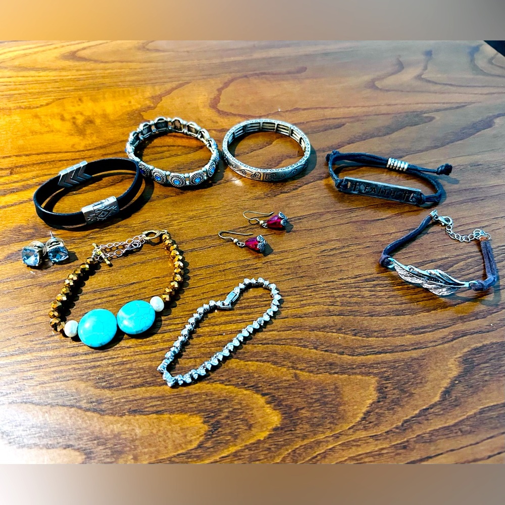 15 bracelets! Earrings! Watches! 👑✨